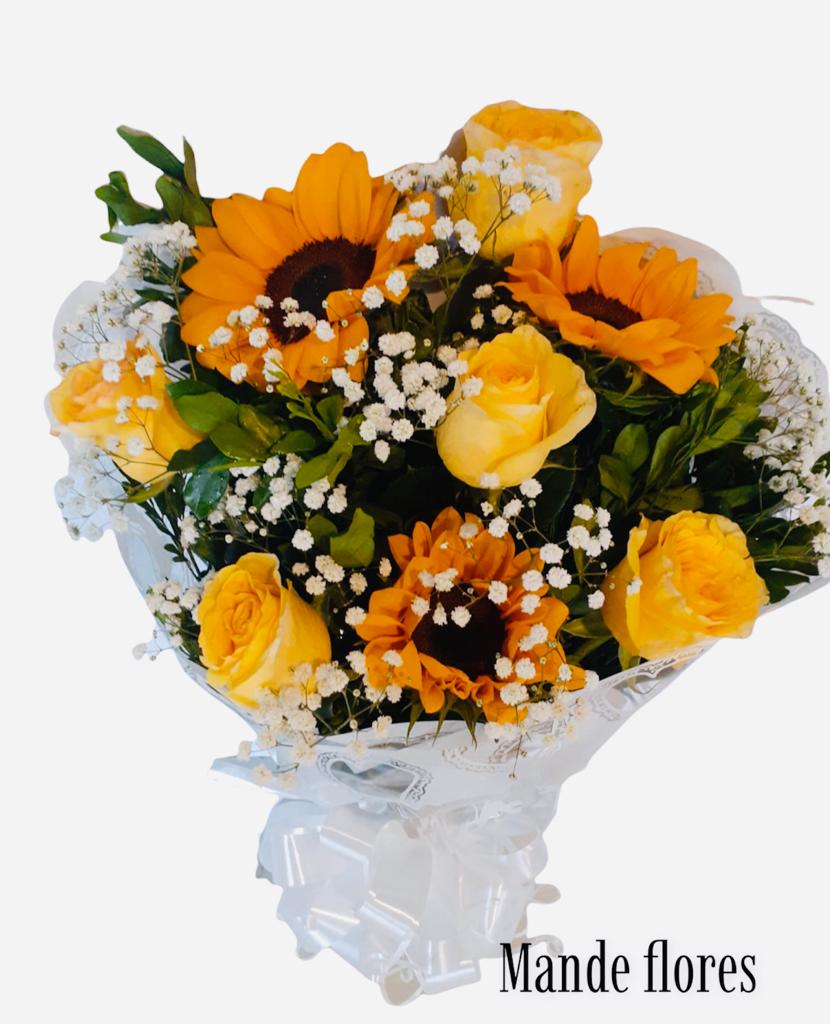 Girassóis com rosas